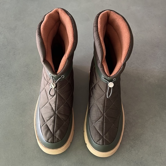 NEW Marc Fisher LTD Kamryn Booties Puffer Quilted Drawstring Boots Womens Sz 8.5 - Picture 3 of 11